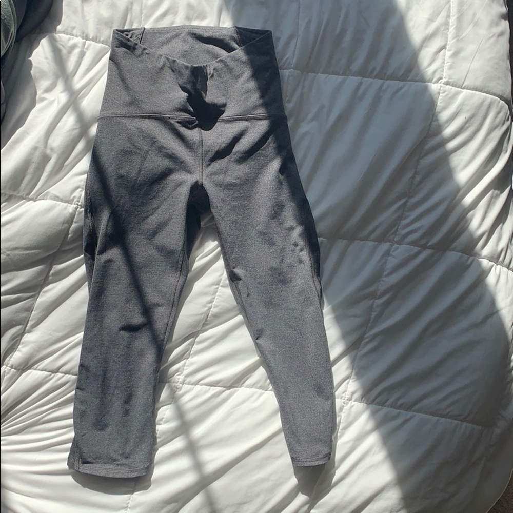 cropped lulu leggings